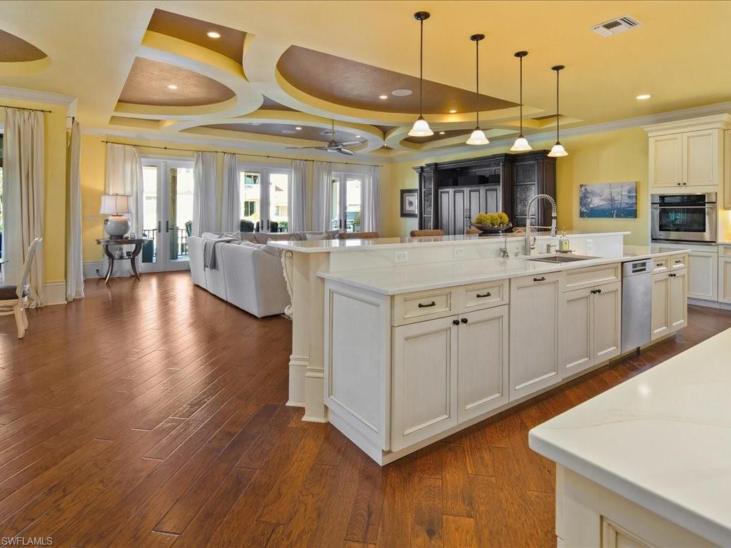 ROYAL HARBOR - Residential