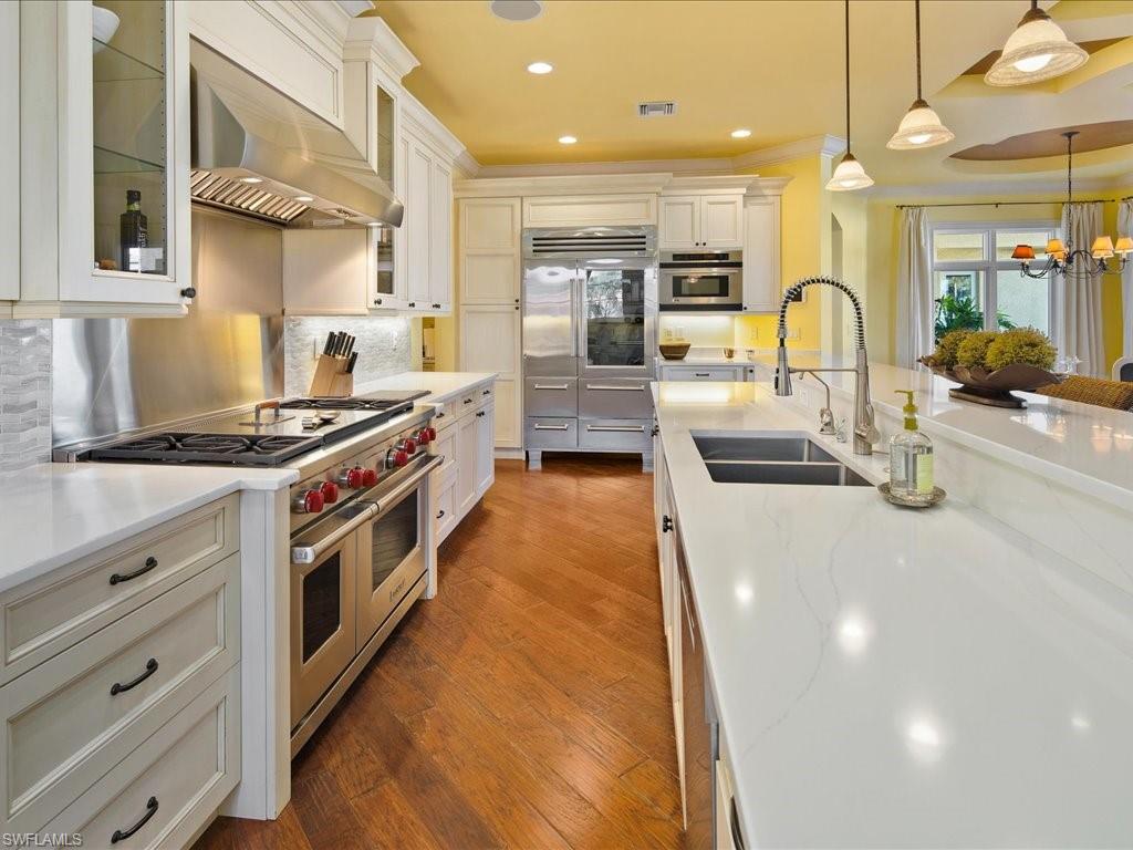 ROYAL HARBOR - Residential