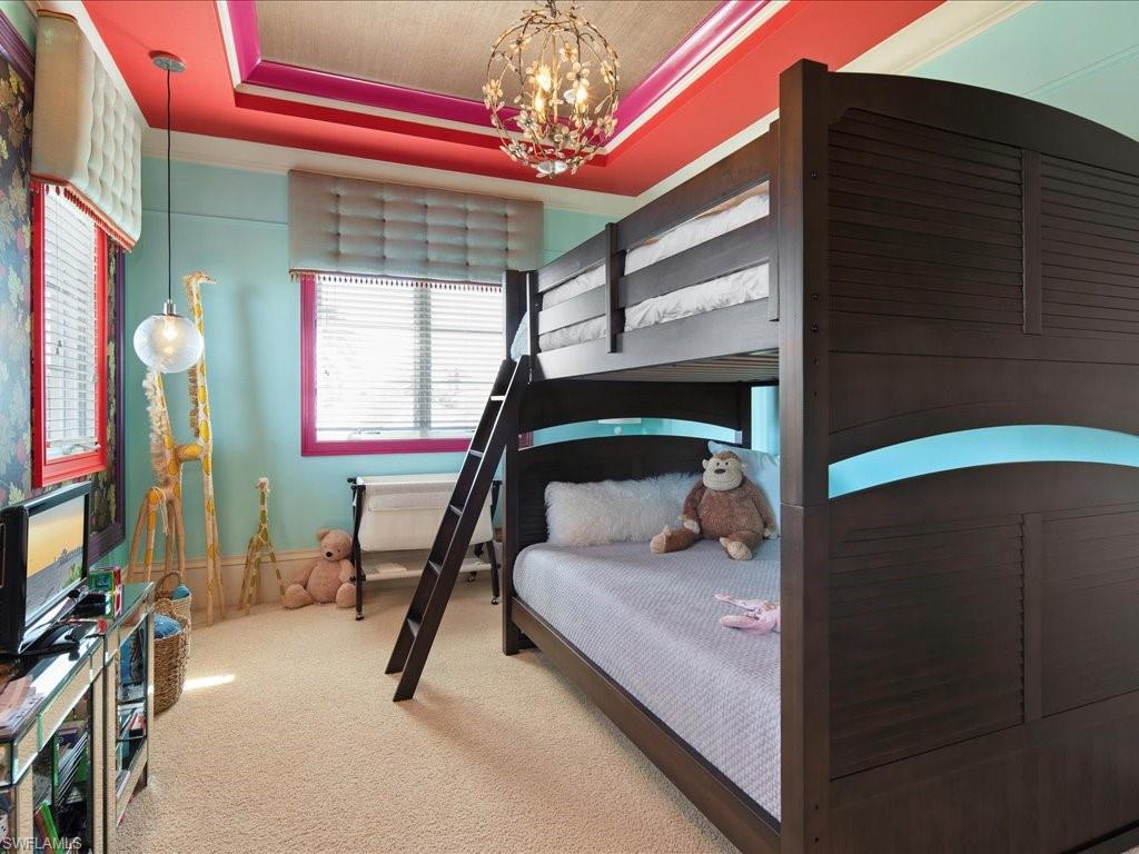 ROYAL HARBOR - Residential