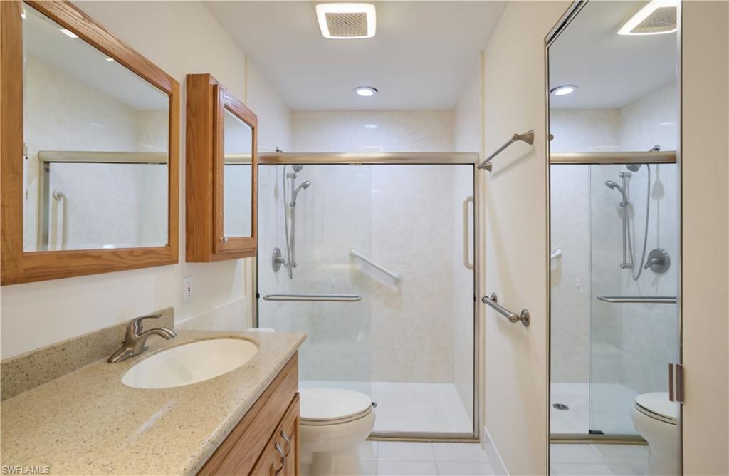 VILLAGE WALK - Residential