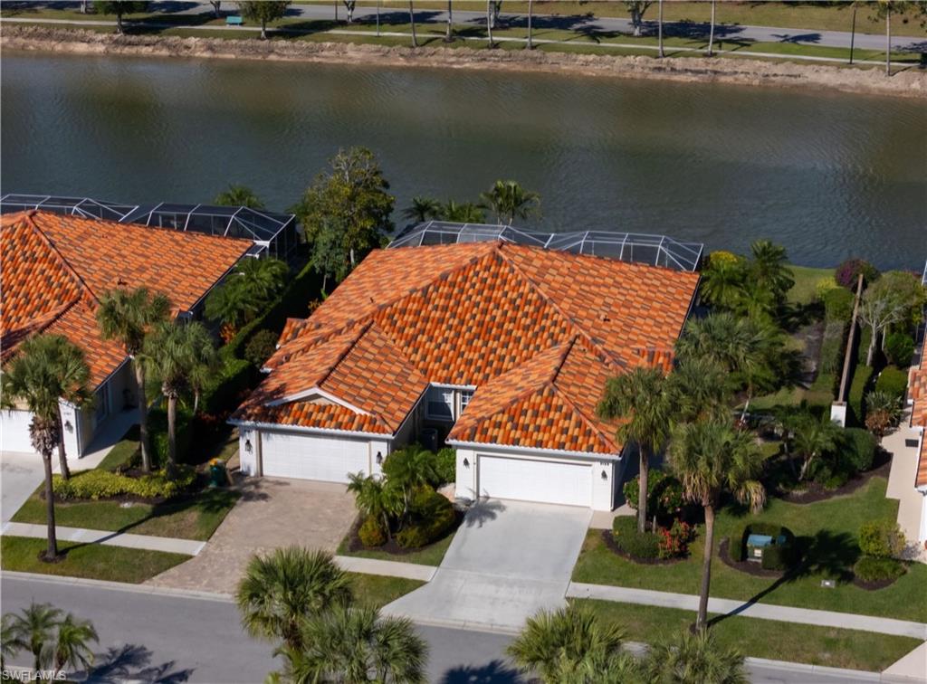 VILLAGE WALK - Residential