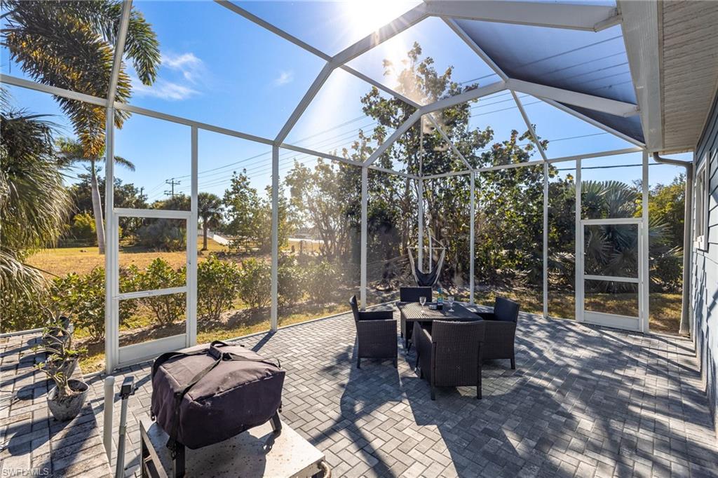 PALM TREE HARBORS - Residential