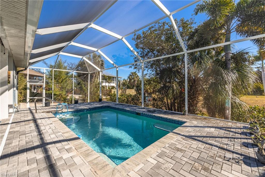 PALM TREE HARBORS - Residential