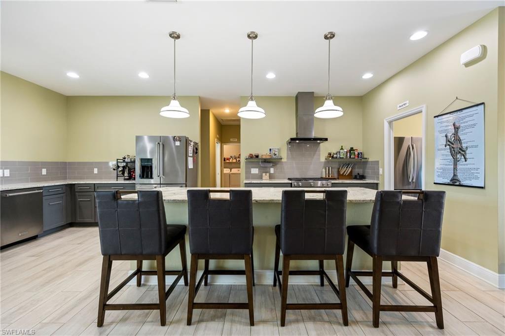 PALM TREE HARBORS - Residential