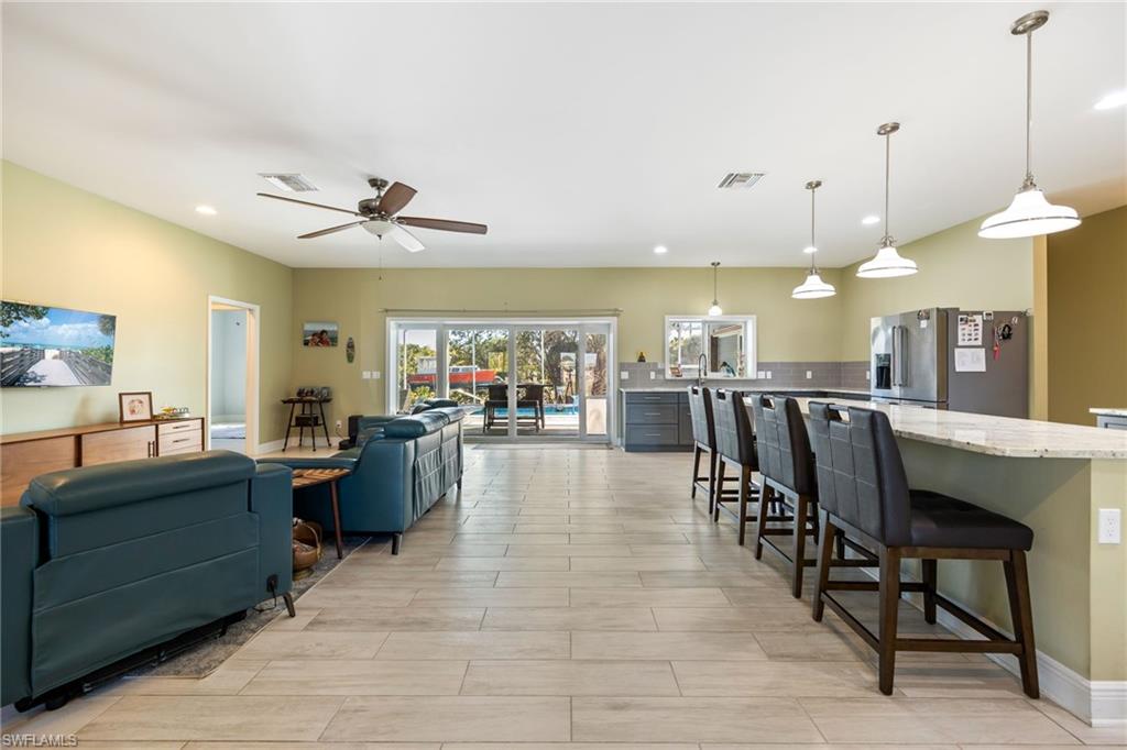 PALM TREE HARBORS - Residential