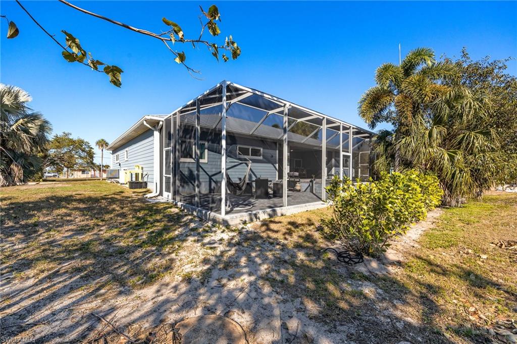 PALM TREE HARBORS - Residential