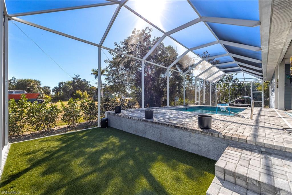 PALM TREE HARBORS - Residential