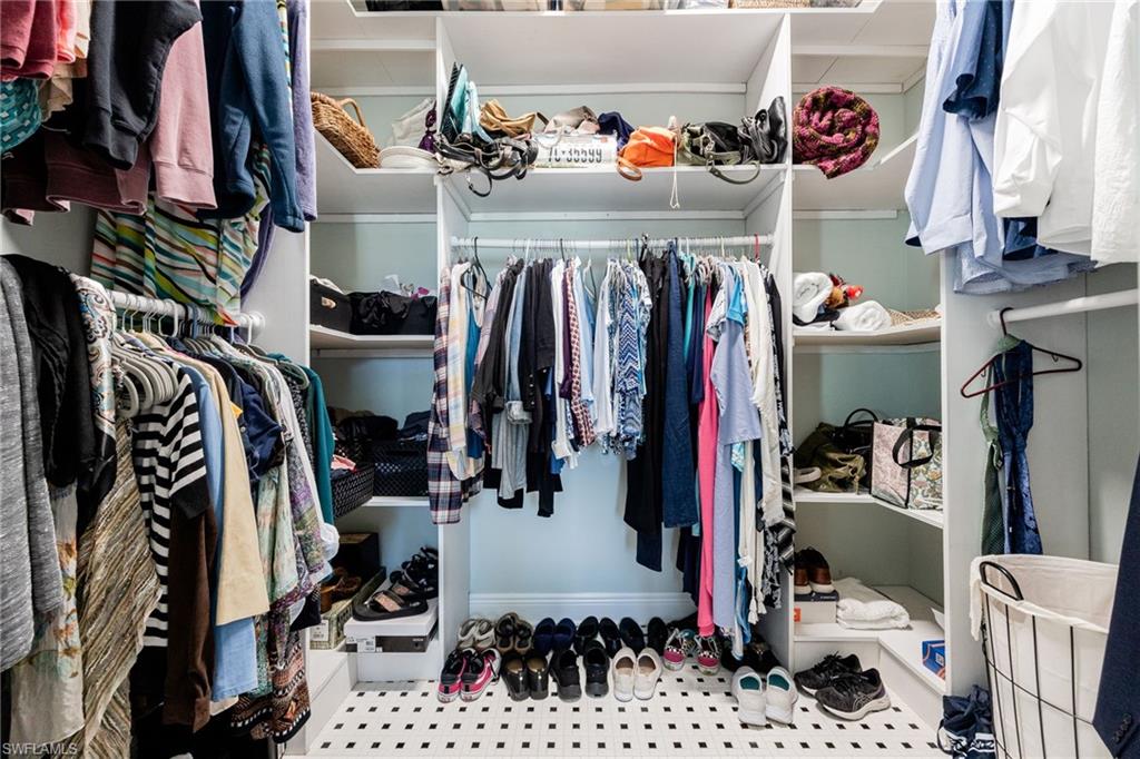 PALM TREE HARBORS - Residential