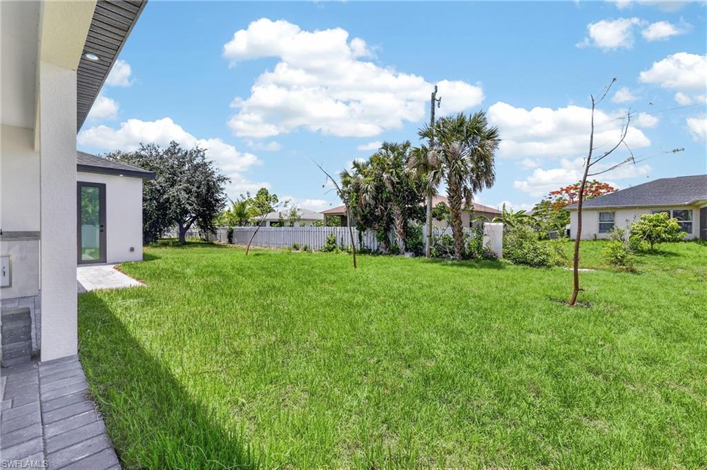 CAPE CORAL - Residential