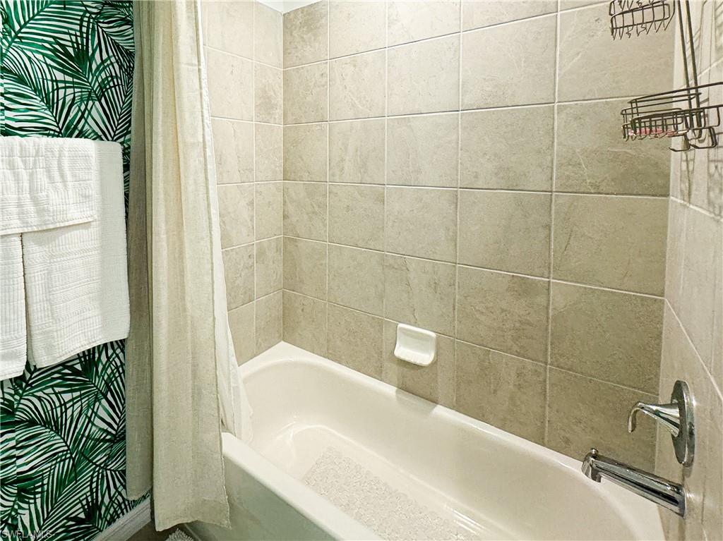 THE NATIONAL GOLF & COUNTRY CLUB AT AVE MARIA - Residential Lease