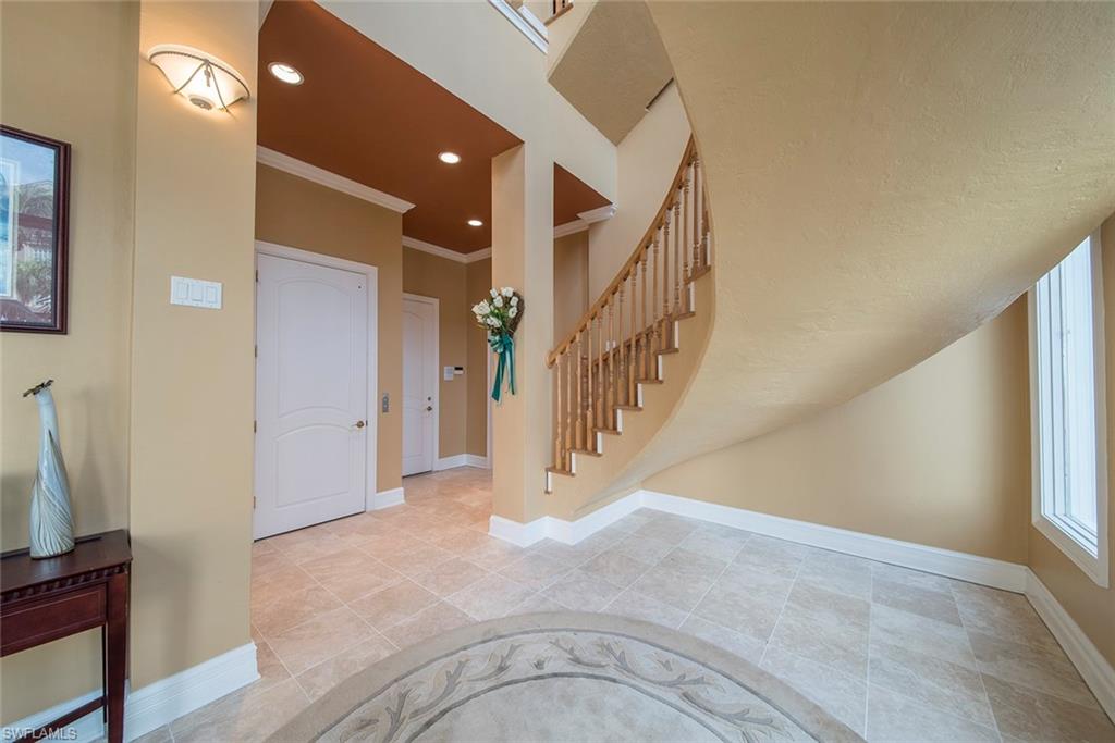 BAREFOOT BEACH - Residential