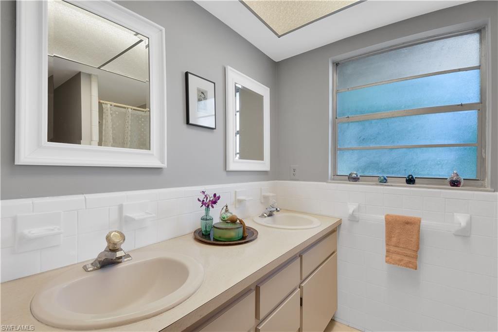 DEEP LAGOON ESTATES - Residential