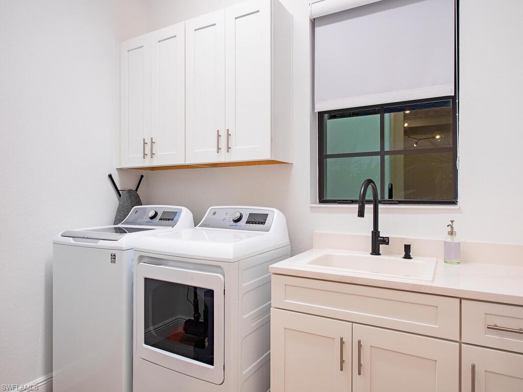 REGATTA LANDING - Residential