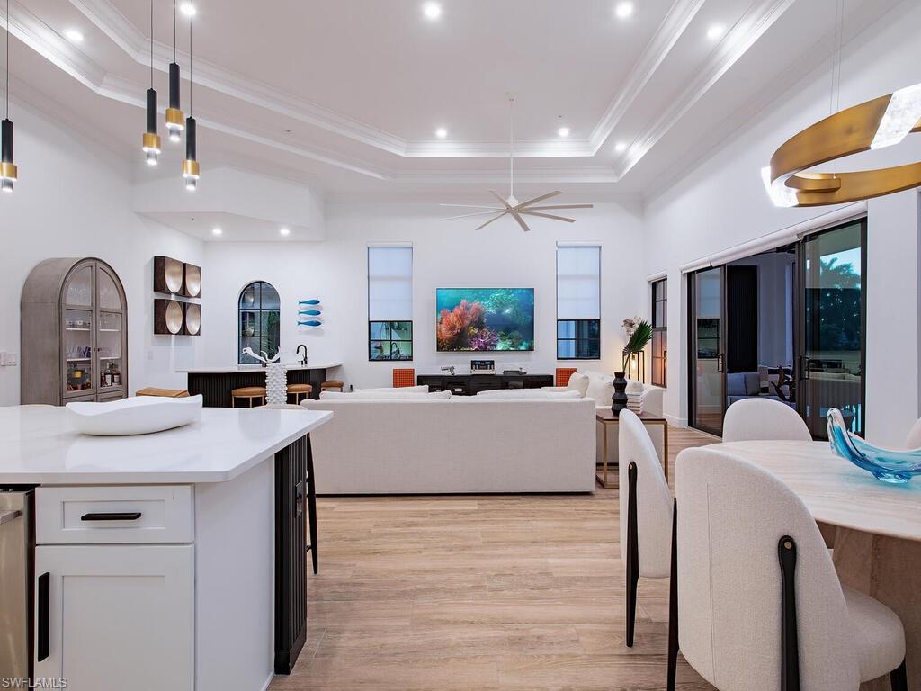 REGATTA LANDING - Residential