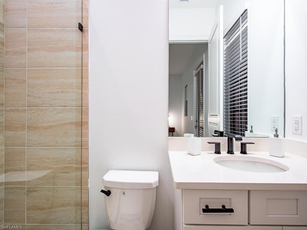 REGATTA LANDING - Residential