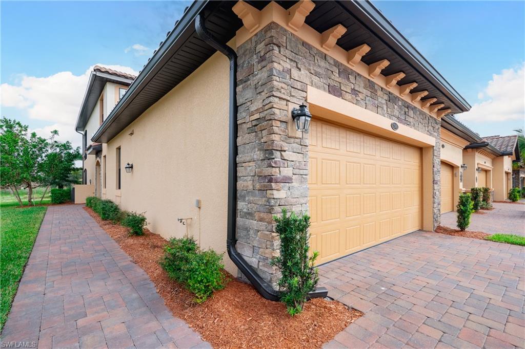 BONITA NATIONAL GOLF AND COUNTRY CLUB - Residential Lease