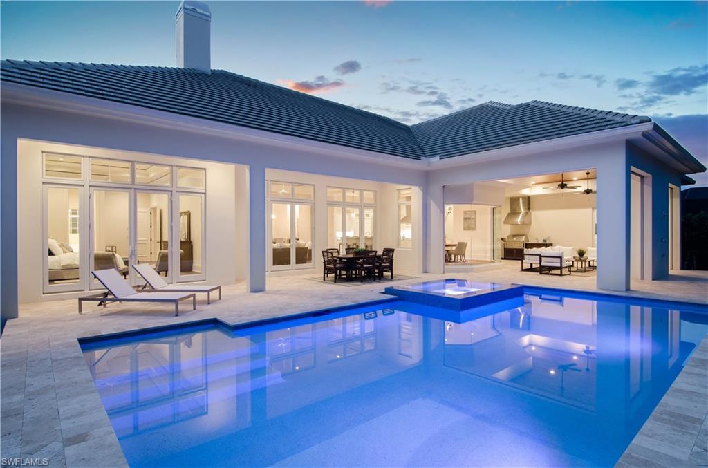 MOORINGS - Residential