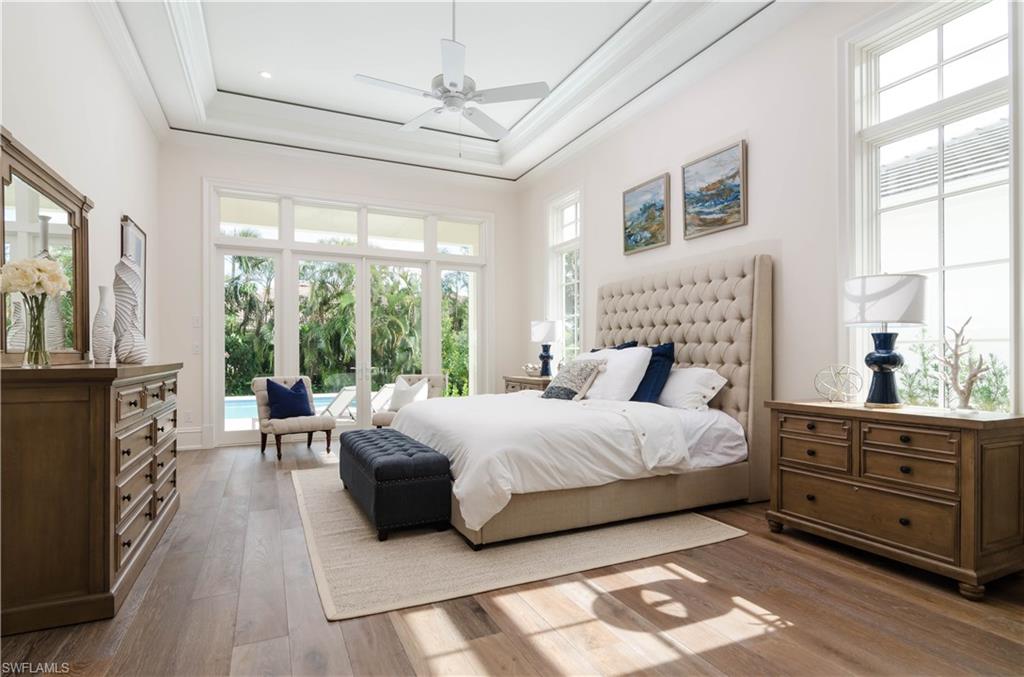 MOORINGS - Residential