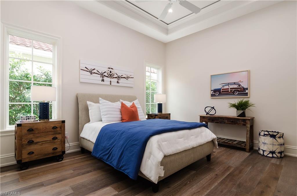 MOORINGS - Residential