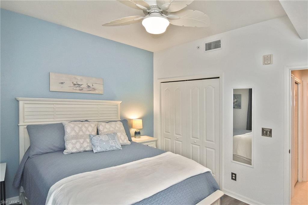 LAKESIDE GREEN - Residential