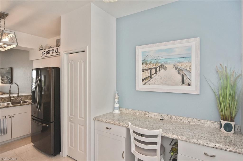 LAKESIDE GREEN - Residential