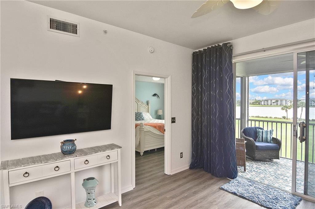 LAKESIDE GREEN - Residential