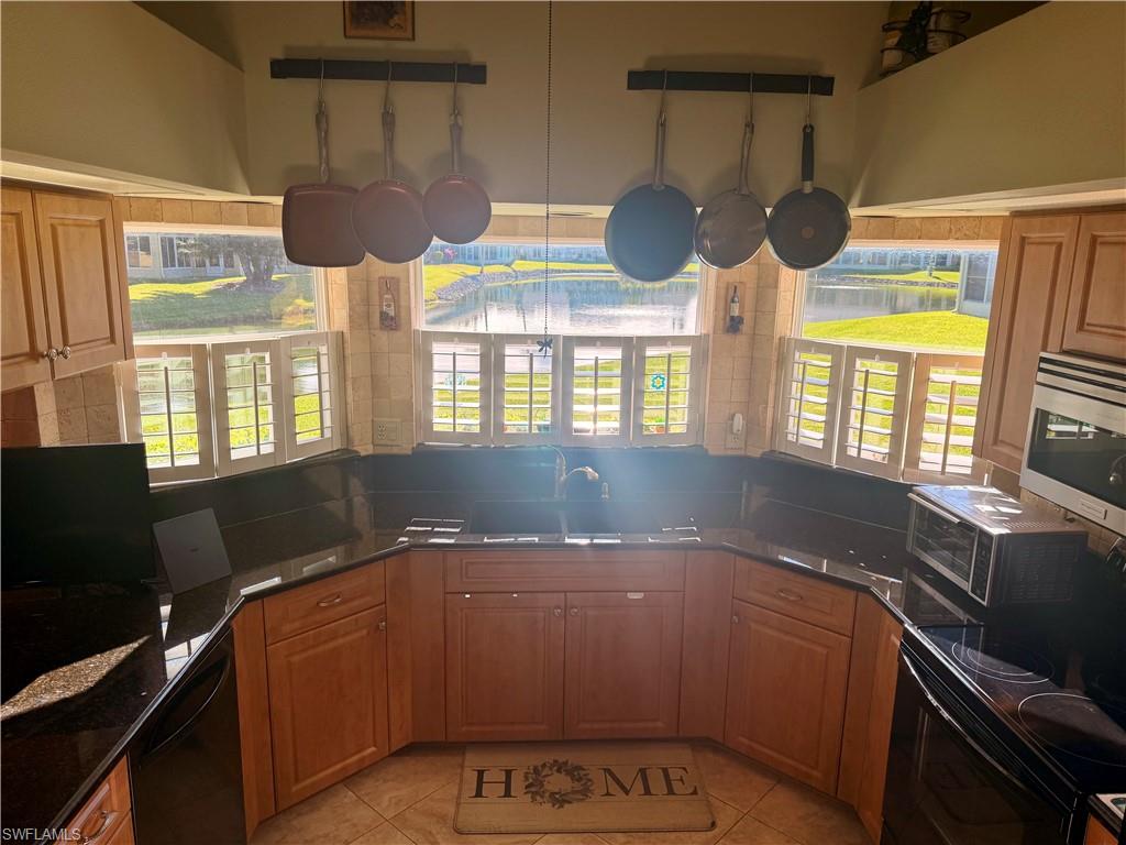 MCGREGOR PARK CONDO - Residential