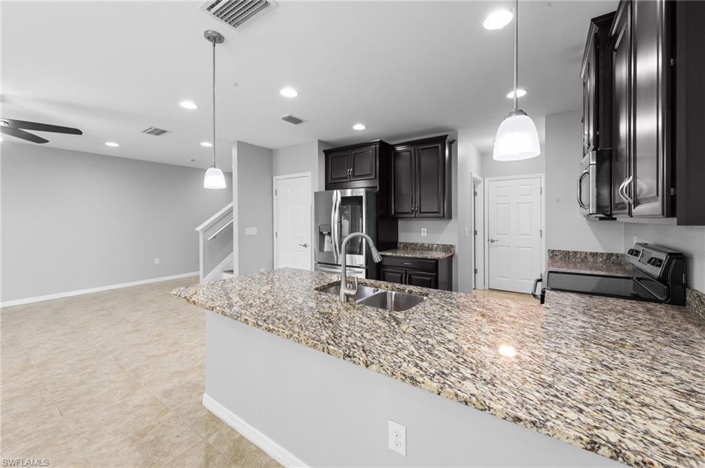 LINDSFORD - Residential Lease