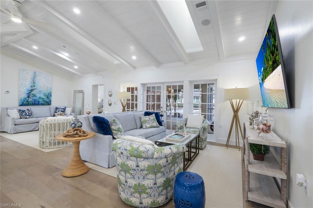 OLDE NAPLES - Residential Lease