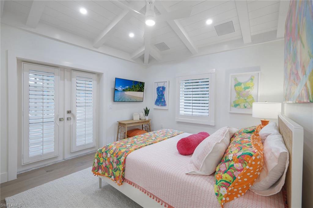 OLDE NAPLES - Residential Lease