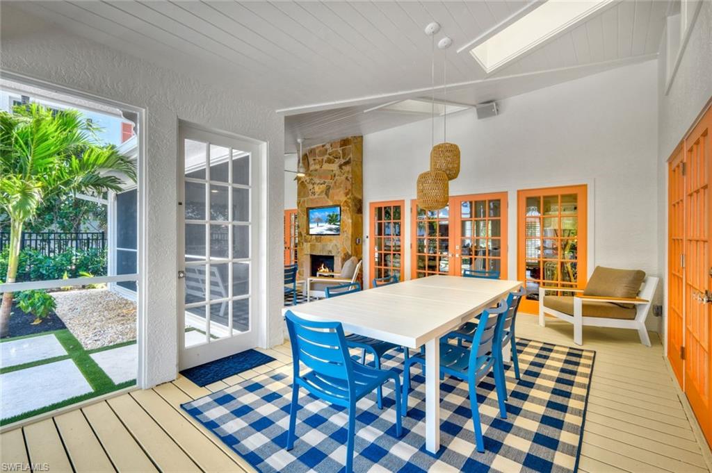 OLDE NAPLES - Residential Lease