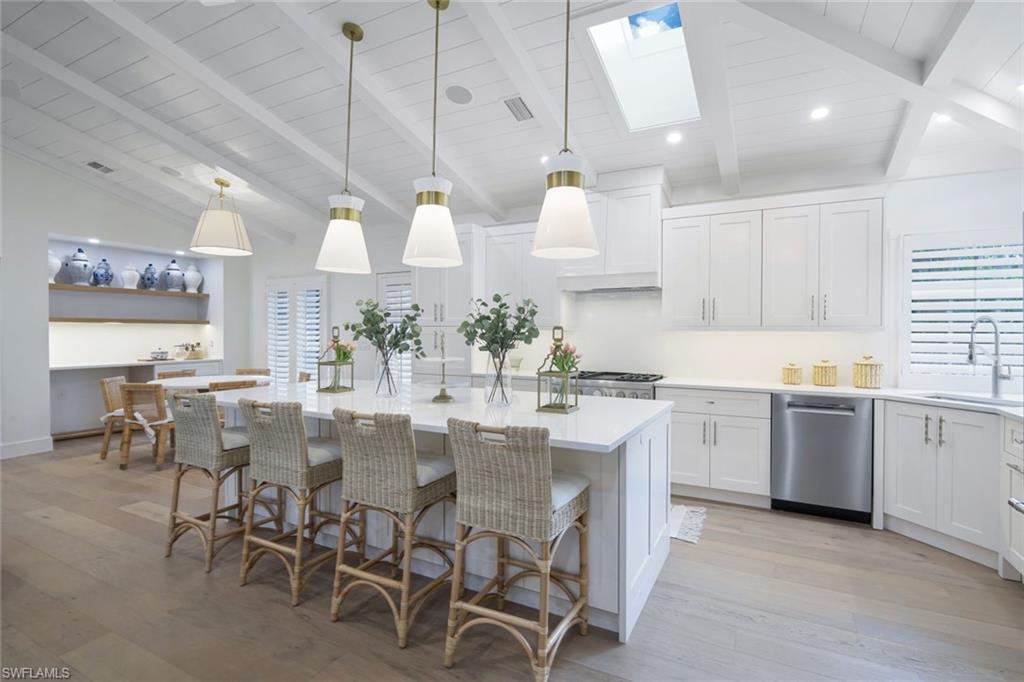 OLDE NAPLES - Residential Lease