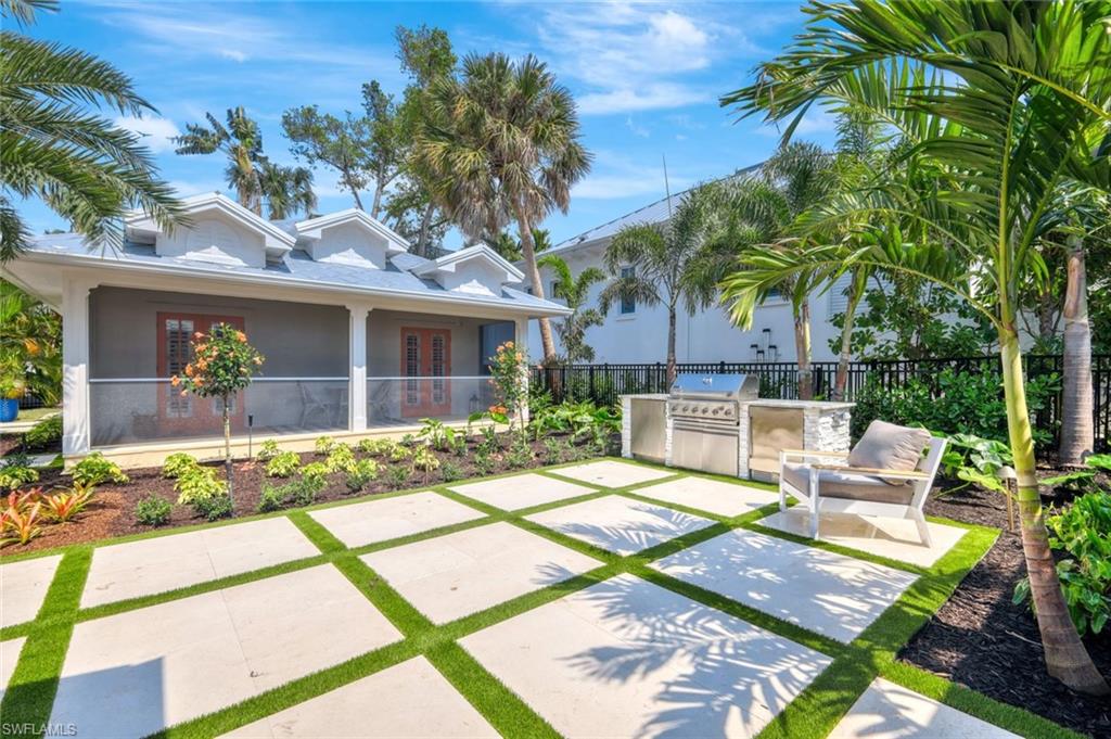 OLDE NAPLES - Residential Lease