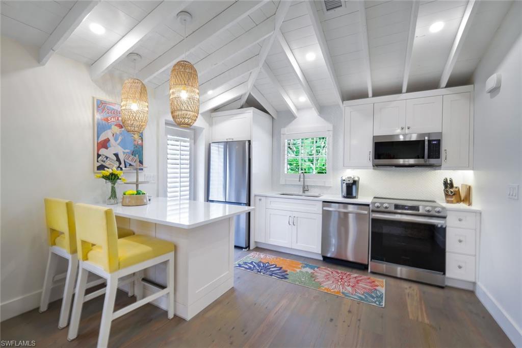 OLDE NAPLES - Residential Lease