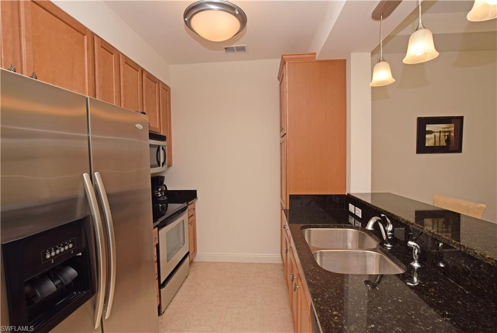 THE RESIDENCES AT COCONUT POINT - Residential