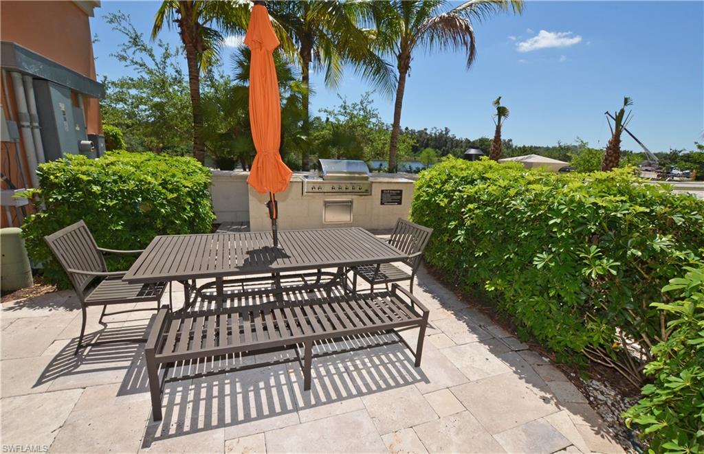 THE RESIDENCES AT COCONUT POINT - Residential