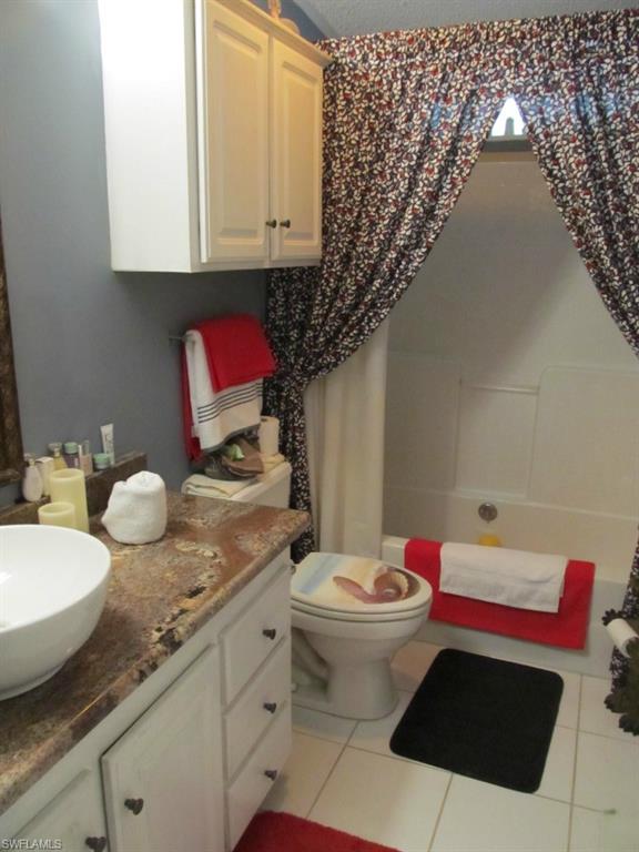 BAYSIDE ESTATES - Residential