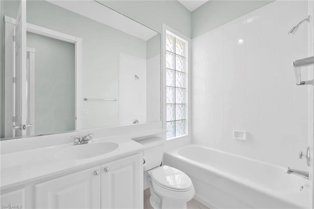 ISLAND WALK - Residential