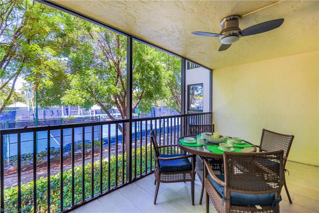 TENNIS VILLAS - Residential