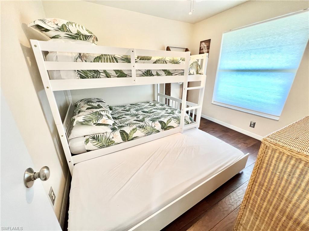 VILLAGES - Residential