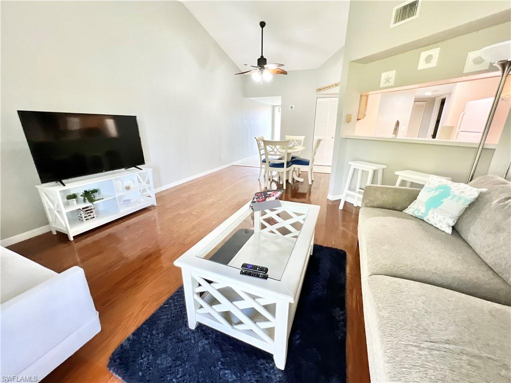 VILLAGES - Residential