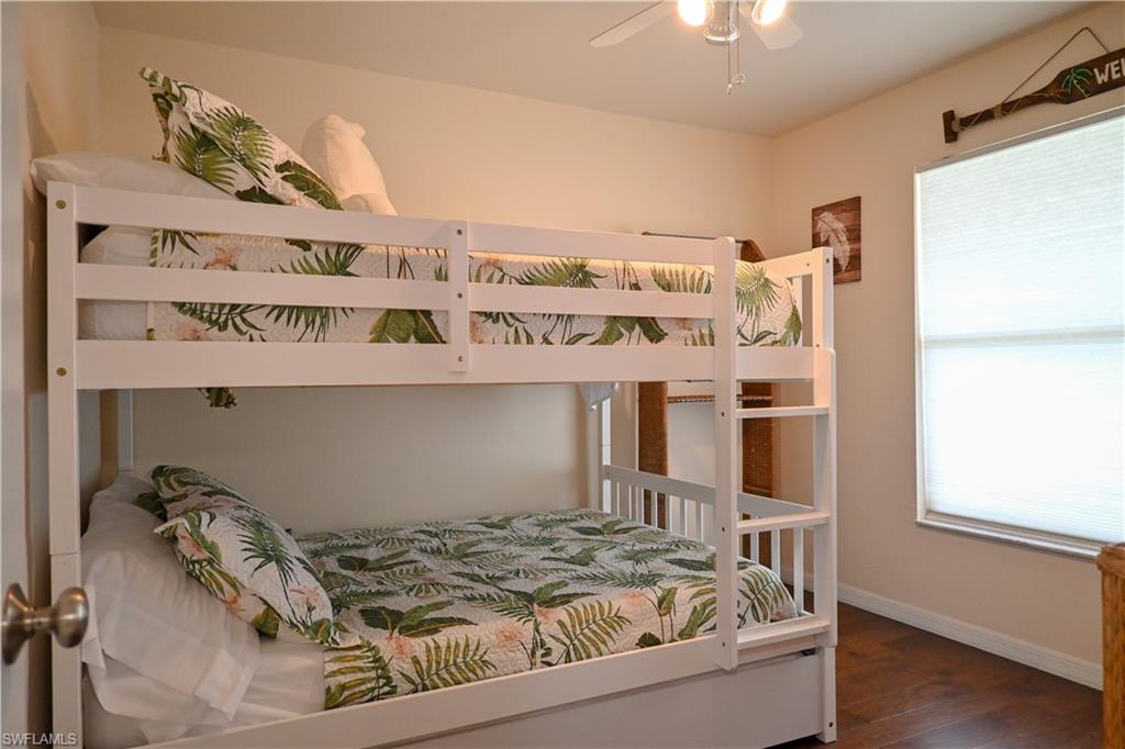 VILLAGES - Residential