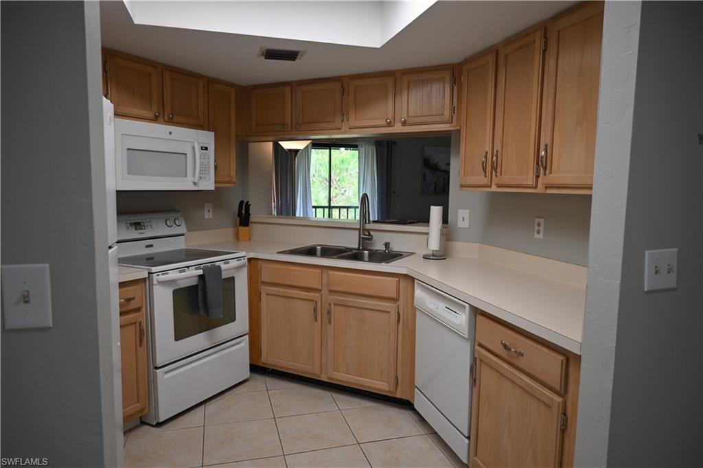 VILLAGES - Residential