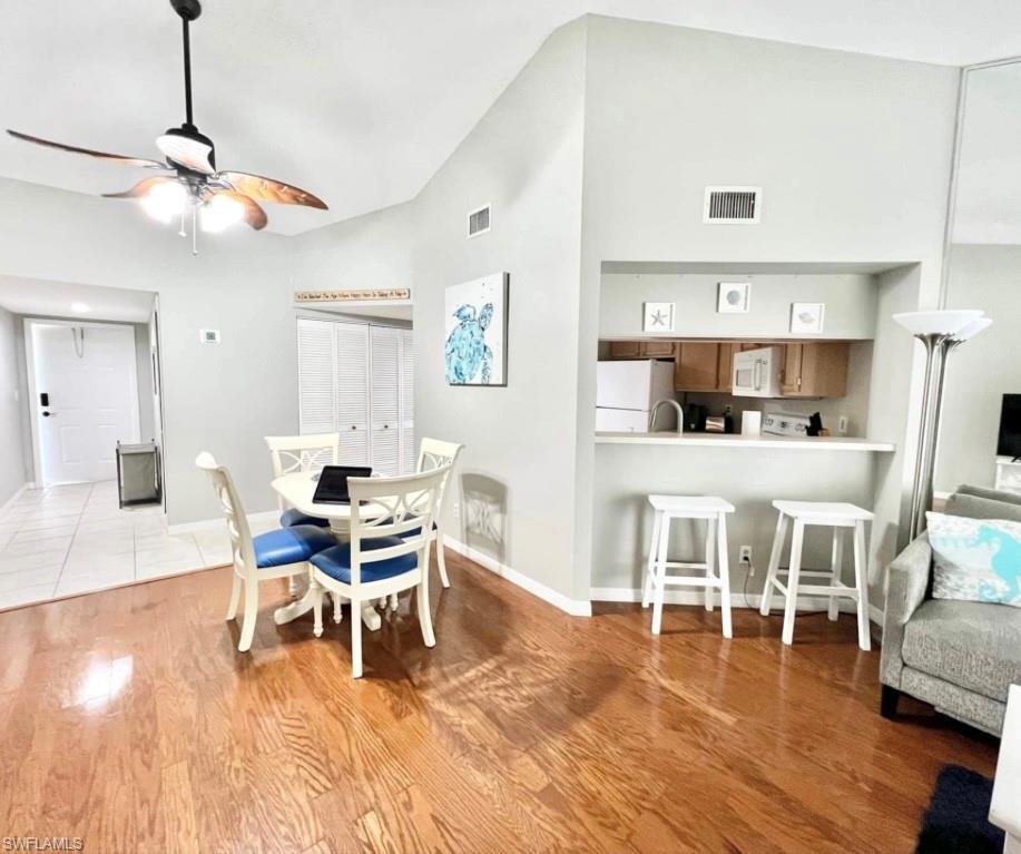 VILLAGES - Residential