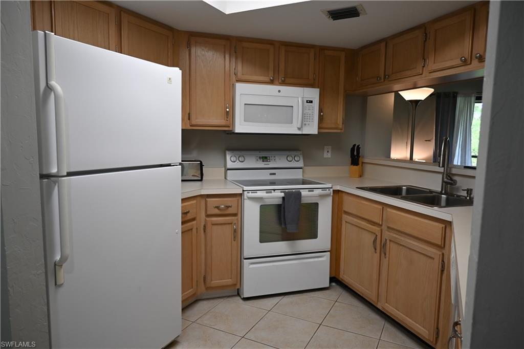 VILLAGES - Residential