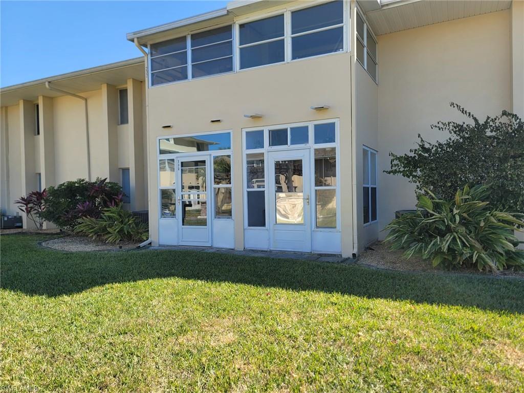 FAIRWAYS CONDO III - Residential Lease