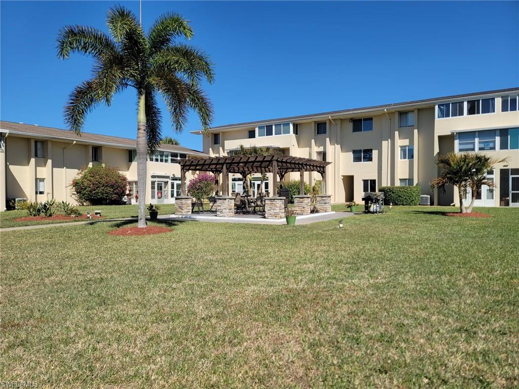 FAIRWAYS CONDO III - Residential Lease