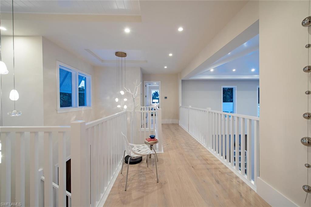 MOORINGS - Residential