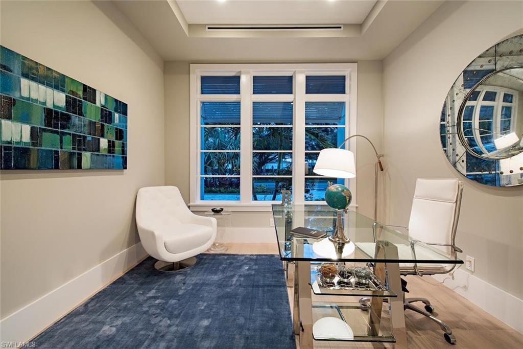 MOORINGS - Residential