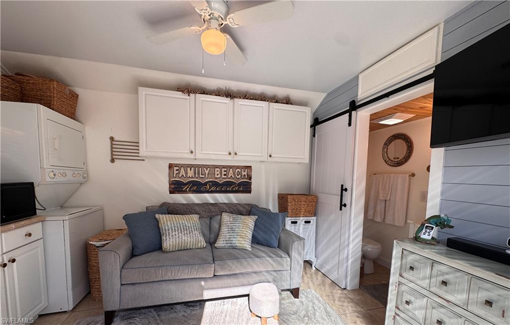 RIVERBEND MOTORCOACH RESORT - Land